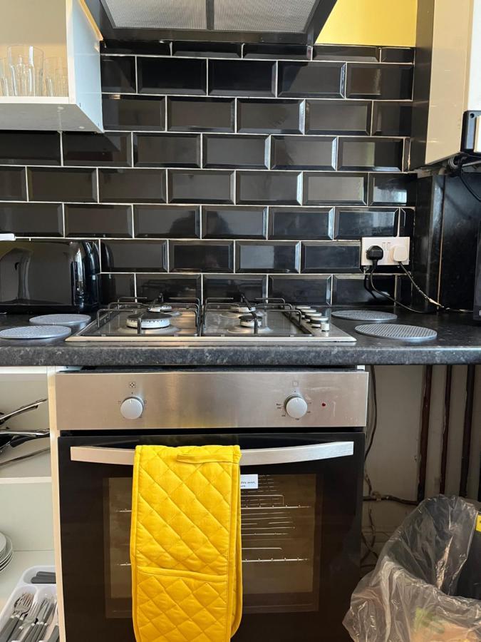2 Bedroom Apartment, 5 Minutes From City Centre Newcastle upon Tyne Buitenkant foto