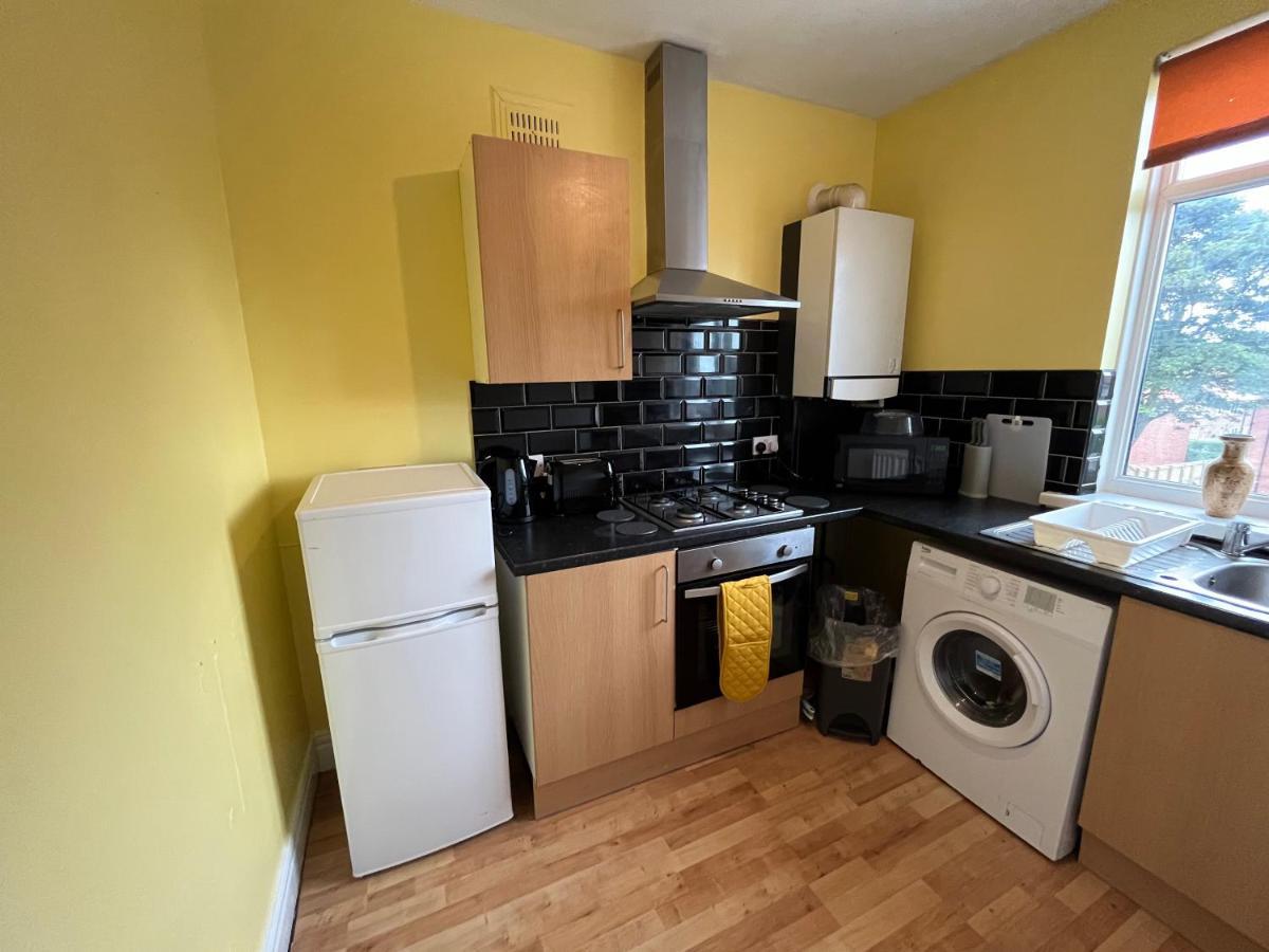2 Bedroom Apartment, 5 Minutes From City Centre Newcastle upon Tyne Buitenkant foto